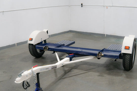 Front Side of blue and white car tow dolly with led lights and heavy duty tow dolly fenders